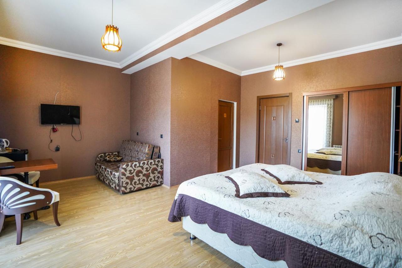 Natali Hotel Borjomi Luaran gambar