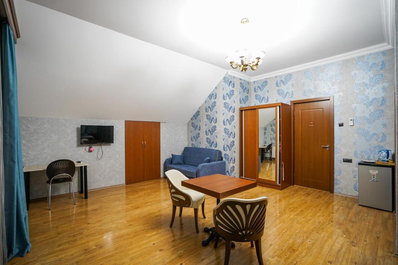 Natali Hotel Borjomi Luaran gambar