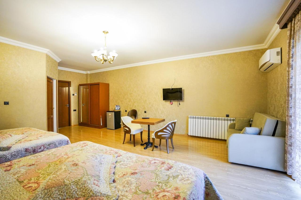 Natali Hotel Borjomi Luaran gambar